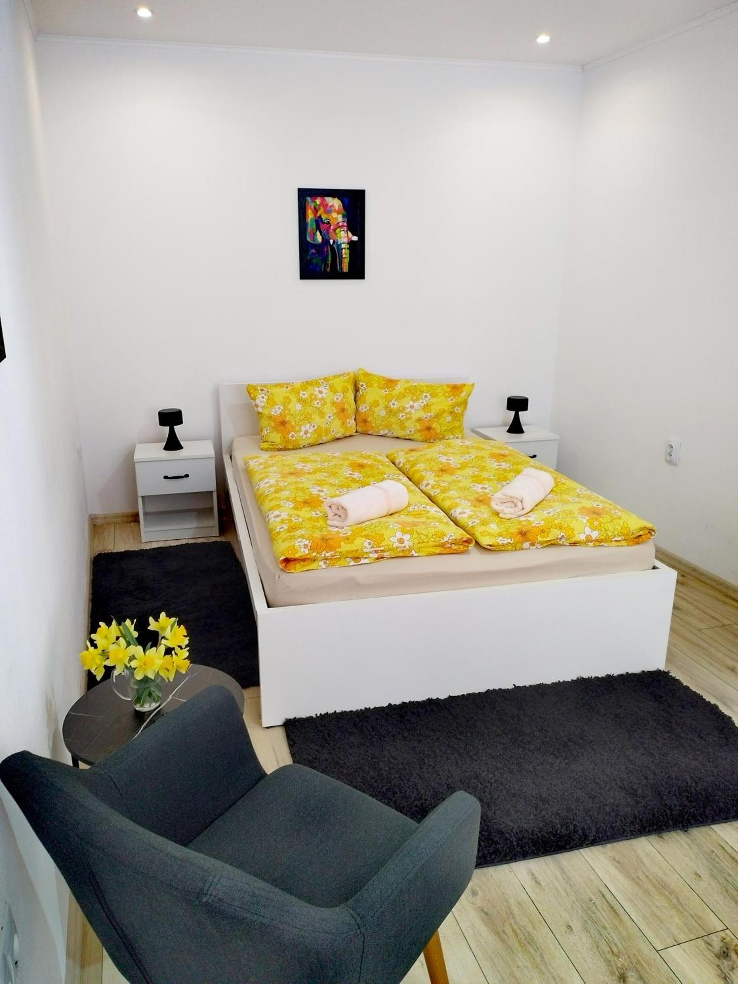 Christian Haus Sibiu Hotel Bagian luar foto